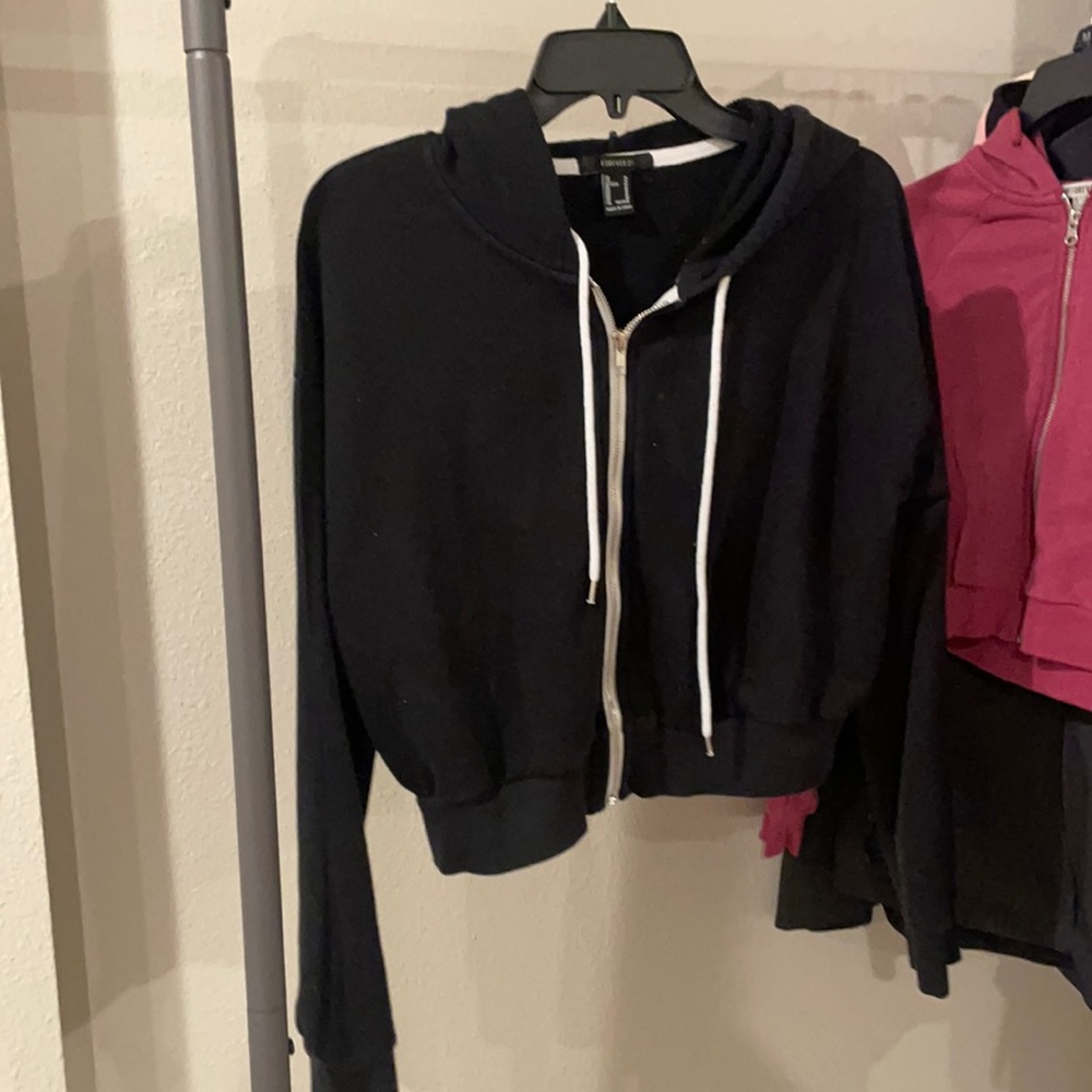 Forever 21 cropped black zip up